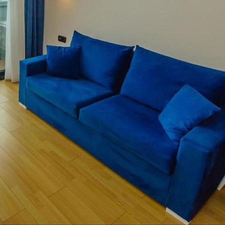 Orbi City Twin Towers Apartment Batumi Bagian luar foto
